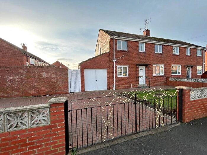 3 Bedroom End Of Terrace House For Sale In Walker Drive, Durham, DL14