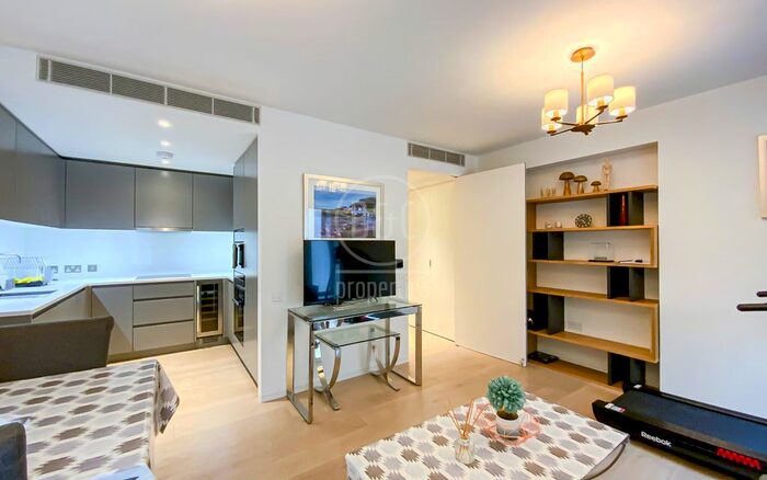 1 Bedroom Flat To Rent In Apartment, Great Portland Street, London, W1W