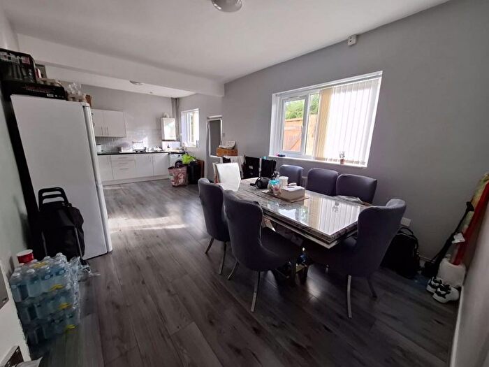 3 Bedroom End Of Terrace House For Sale In Markfield Road, Bootle, L20