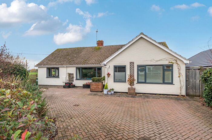 3 Bedroom Detached Bungalow For Sale In Walford Heath, Shrewsbury, SY4