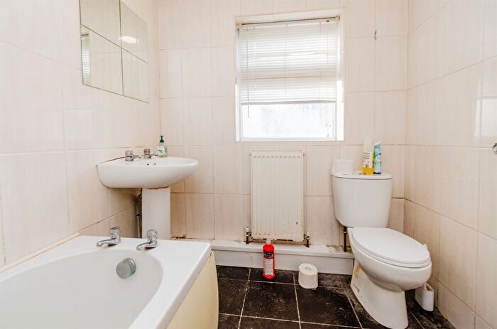 1 Bedroom Flat For Sale In North Street, Walsall, WS2