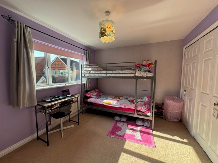 4 Bedroom Detached House For Sale In Chervil Close, Biggleswade, SG18
