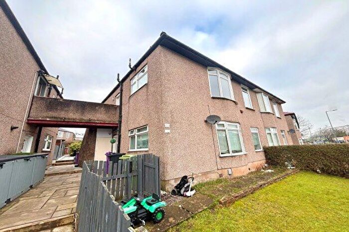 3 Bedroom Flat To Rent In Aikenhead Road, Glasgow, G44
