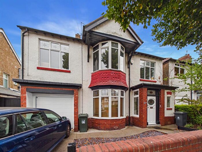 4 Bedroom Detached House For Sale In Hillcrest, Monkseaton, NE25