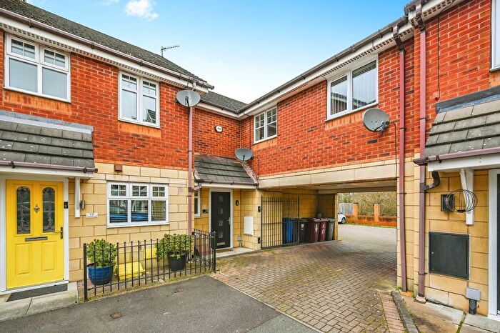 3 Bedroom Semi Detached House For Sale In Longfellow Close, Kirkby, Liverpool, Merseyside, L32