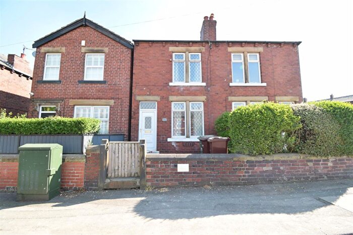 3 Bedroom Semi Detached House For Sale In New Road, Middlestown, Wakefield, WF4