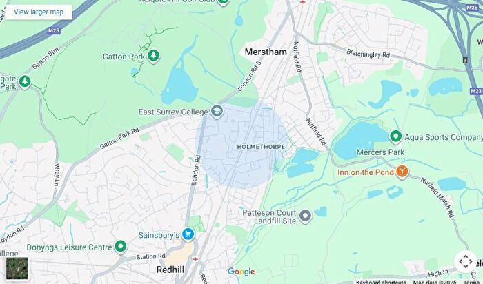 2 Bedroom Maisonette For Sale In Fairfax Ave, Redhill, Surrey, RH1