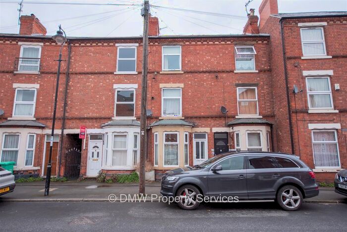 3 Bedroom Terraced House To Rent In Wilford Crescent West, Nottingham, NG2
