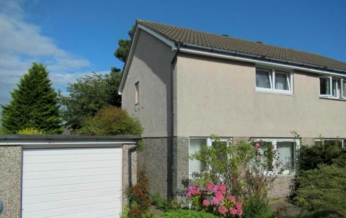 2 Bedroom Semi-Detached House To Rent In Crawford Gardens, St Andrews, Fife, KY16