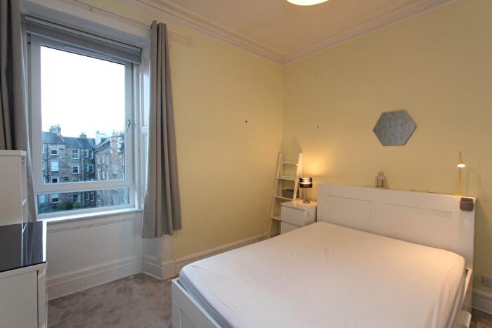 1 Bedroom Flat To Rent In Comely Bank Row, Comely Bank, Edinburgh, EH4