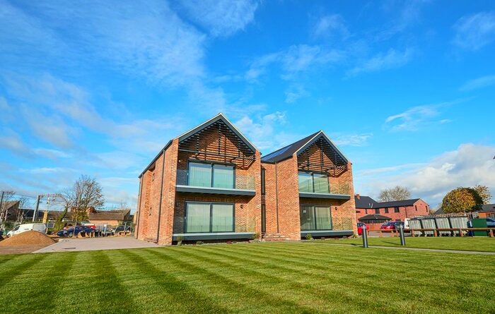 2 Bedroom Flat To Rent In Fen View Court, Cambridge, CB4