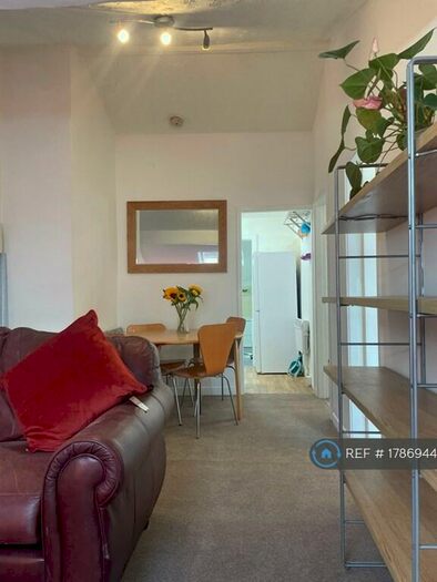 2 Bedroom Flat To Rent In Roscoe Street, Liverpool, L1