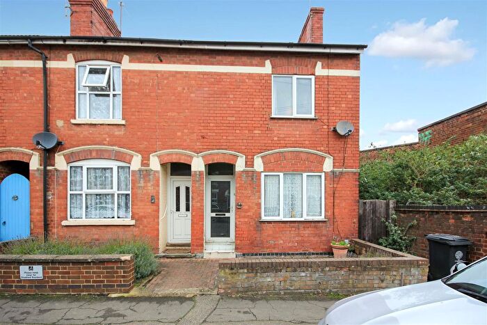 2 Bedroom End Terrace House For Sale In , Washbrook Road, Rushden, NN10