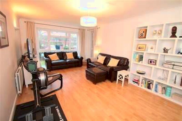 2 Bedroom Flat To Rent In Zero Deposit Option, Forsyth Shades, The Avenue, BR3