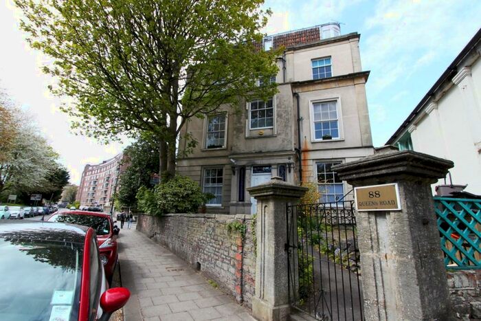 2 Bedroom Flat To Rent In Queens Road, Clifton, Bristol, BS8