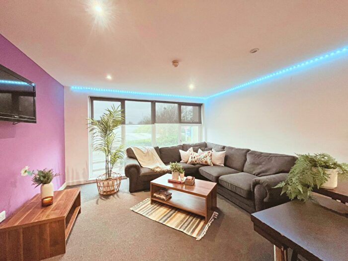 8 Bedroom Flat To Rent In Peninsula Student Living, Derriford, PL6