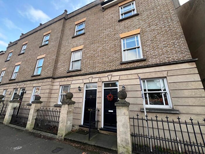 3 Bedroom House To Rent In Ware Road, Hertford, SG13