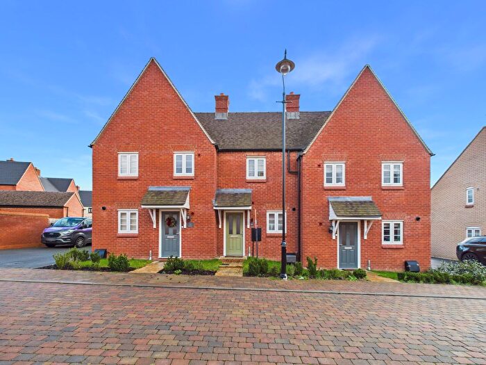 2 Bedroom Terraced House For Sale In Hereford Close, Towcester, NN12