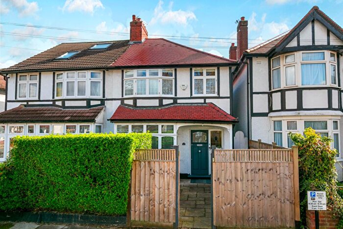 3 Bedroom Semi-Detached House For Sale In Chudleigh Road, Twickenham, TW2