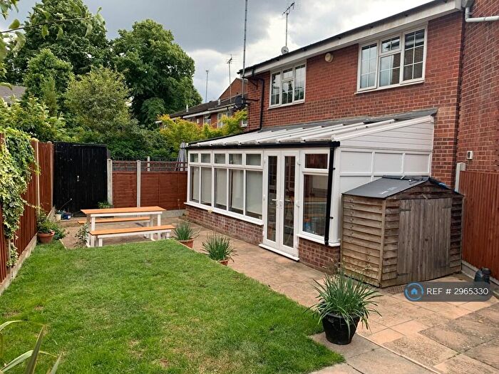 3 Bedroom Terraced House To Rent In Park Close, London, E9