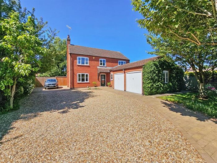 4 Bedroom Detached House For Sale In Priory Park, Thurgarton, Nottingham, NG14