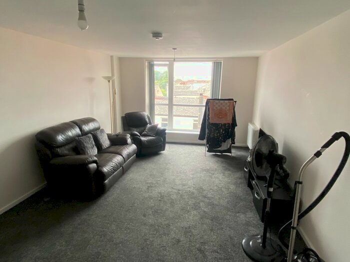2 Bedroom Flat To Rent In Ann Street, Rochdale, OL11