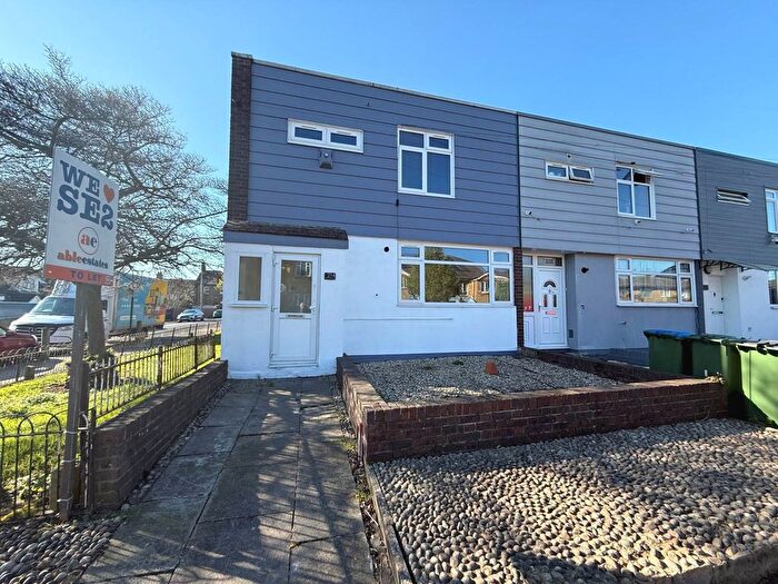 2 Bedroom Property To Rent In Bracondale Road, Abbey Wood, SE2