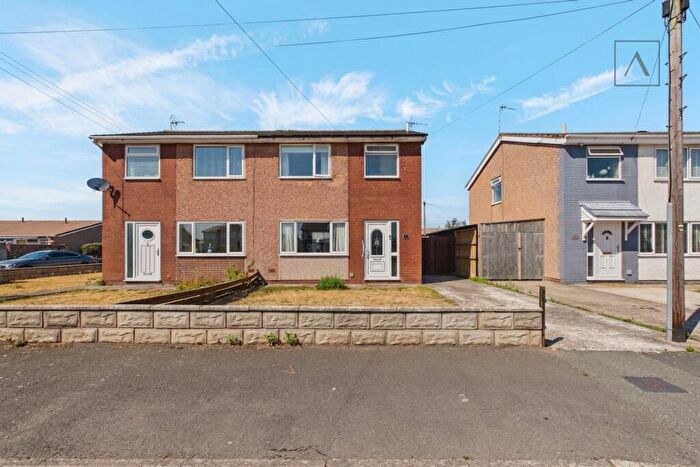 3 Bedroom Semi-Detached House For Sale In Victoria Road, Prestatyn, LL19
