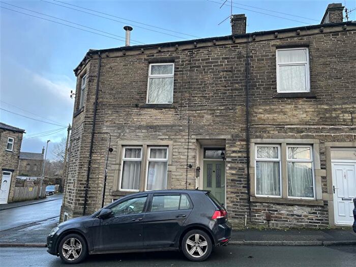 End Of Terrace House For Sale In Victoria Road, Haworth, Keighley, West Yorkshire, BD22
