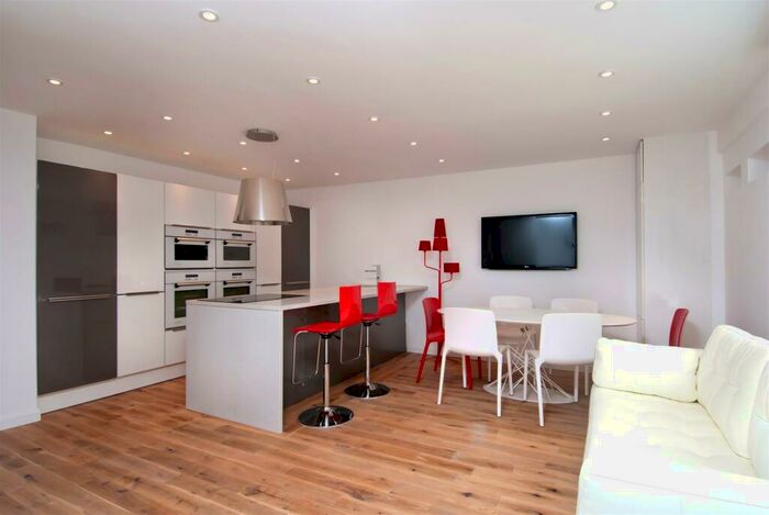 3 Bedroom Mews To Rent In Huntsworth Mews, Marylebone, London, NW1