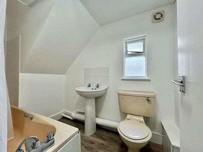 2 Bedroom Property To Rent In Langdale Road, Hove, BN3