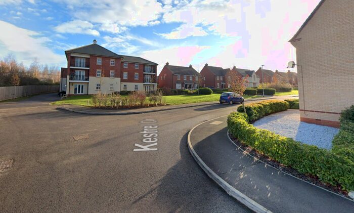 2 Bedroom Flat To Rent In Kestrel Drive, Rushden, Northamptonshire, NN10