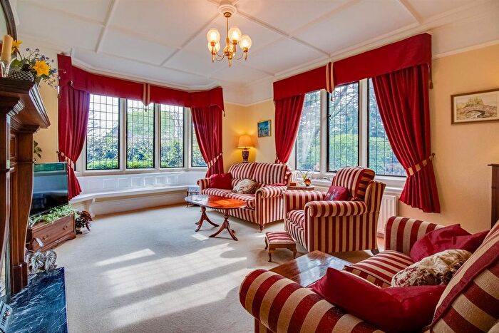 5 Bedroom Detached House For Sale In Hallmark Fine Homes | Chevet Lane, Sandal, Wakefield, WF2