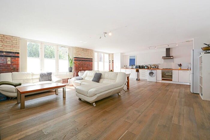 1 Bedroom Apartment To Rent In The Pump House, London, SE16