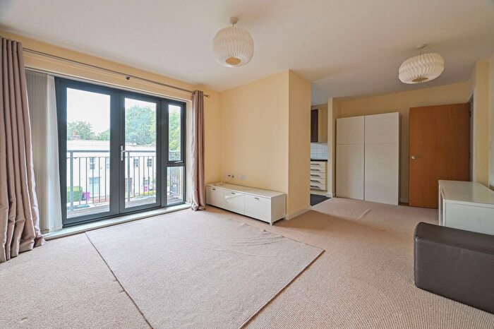 1 Bedroom Flat To Rent In Thomas Fyre Drive, Bow, London, E3