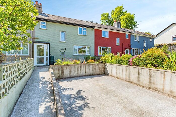 3 Bedroom Terraced House For Sale In Bossell Road, Buckfastleigh, Devon, TQ11