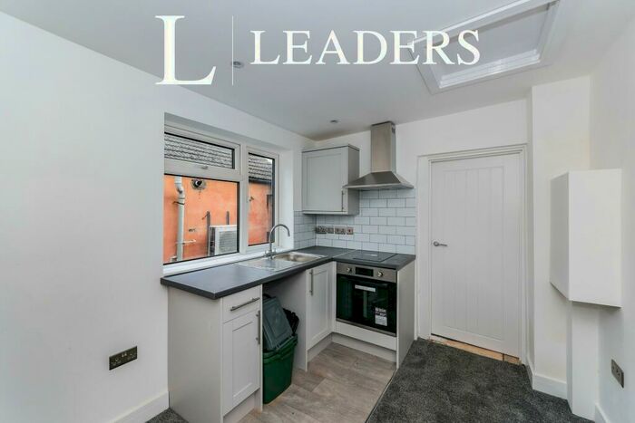 1 Bedroom Flat To Rent In Kingston Road, Portsmouth, PO2