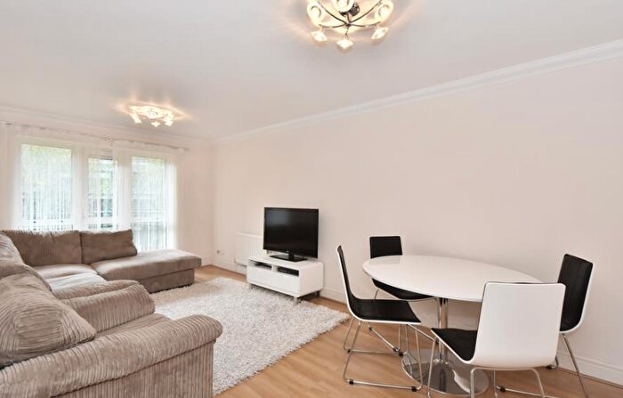 2 Bedroom Apartment To Rent In St. Johns Wood Park, Swiss Cottage, London, NW8