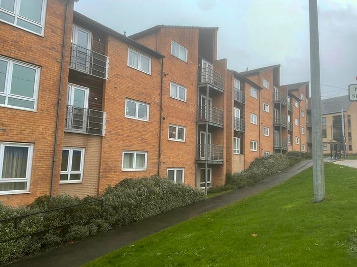 2 Bedroom Flat To Rent In Beeches Bank, Norfolk Park, Sheffield, S2