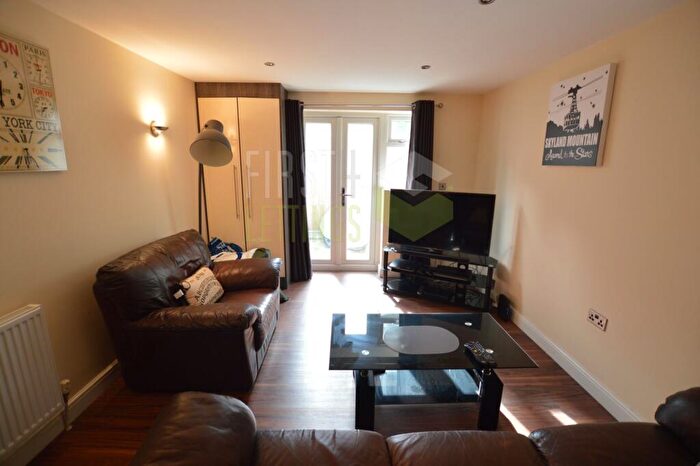 1 Bedroom Flat To Rent In Westbury Road, Clarendon Park, LE2