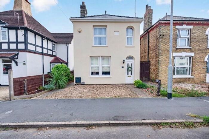 3 Bedroom Detached House For Sale In St. Johns Road, March, PE15