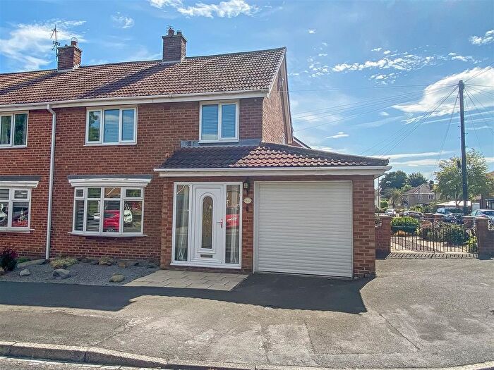 3 Bedroom Semi-detached House For Sale In Atkinson Gardens, Aycliffe Village, DL5