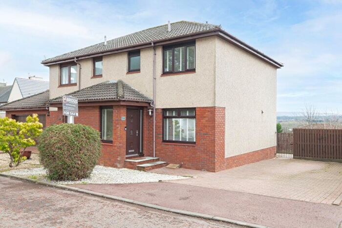 3 Bedroom Semi-Detached House For Sale In Hawthorn Bank, Seafield, EH47