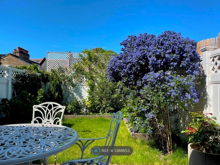 1 Bedroom Terraced House To Rent In Sycamore Grove, London, SE6