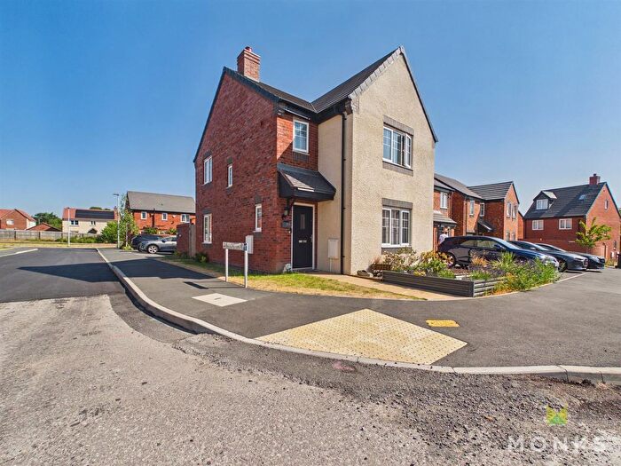 3 Bedroom Detached House For Sale In Holland Drive, Shrewsbury, SY2
