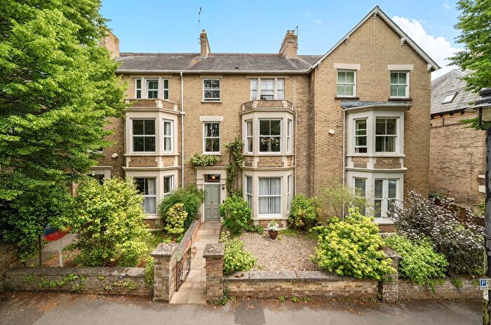 5 Bedroom Terraced House For Sale In The Avenue, Taunton, Somerset, TA1
