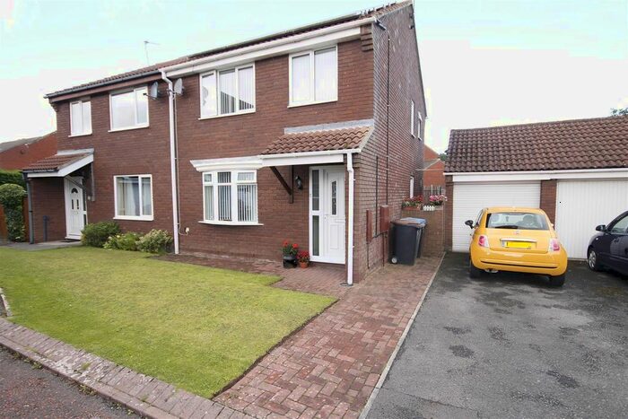 3 Bedroom Semi-Detached House To Rent In Chalfont Way, Meadowfield, County Durham DH7