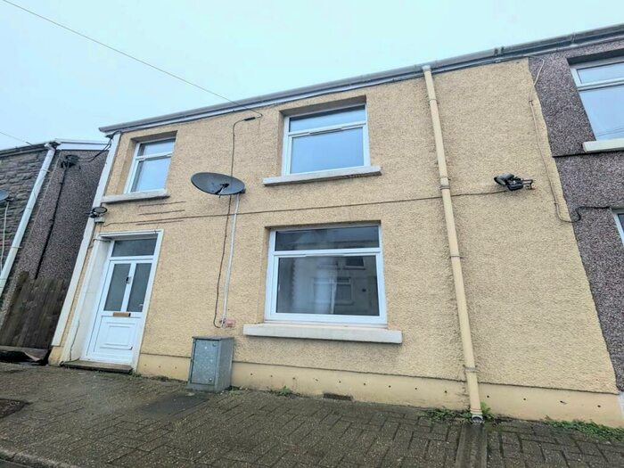 3 Bedroom House To Rent In Castle Street, Maesteg, CF34