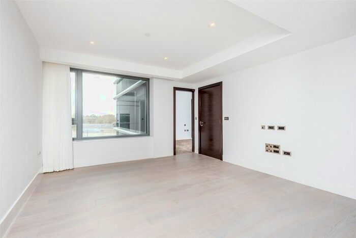 1 Bedroom Flat To Rent In The Corniche, Albert Embankment, SE1