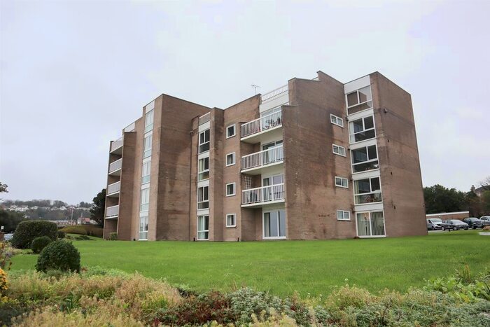 2 Bedroom Flat To Rent In Elton Road, Clevedon, BS21